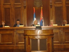 19.10.2011.  Predsednica Narodne skupštine prof.dr Slavica Đukić-Dejanović na javnom slušanju „Od siromaštva do održivosti: Ljudi u centru inkluzivnog razvoja“